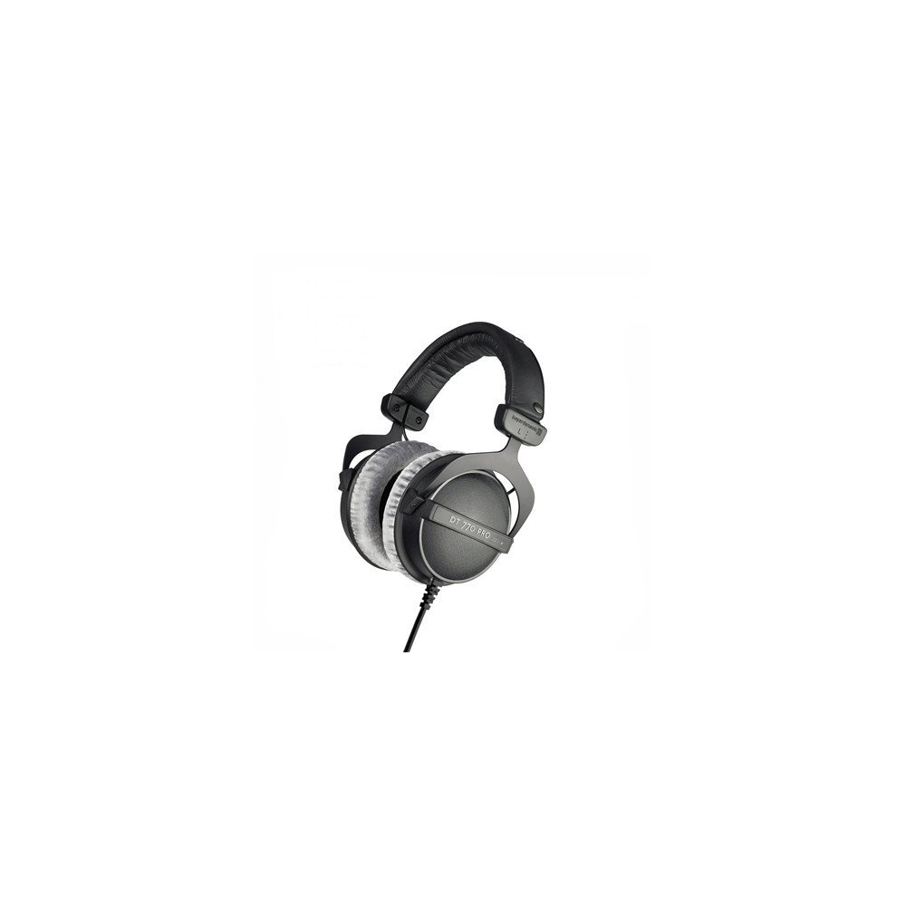 Beyerdynamic | Studio headphones | DT 770 PRO | Wired | On-Ear | Black