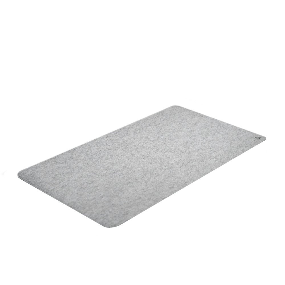 DELTAHUB|Minimalistic|Desk|Mat|L|(800MM|X|450MM,|Šviesiai|pilkas)